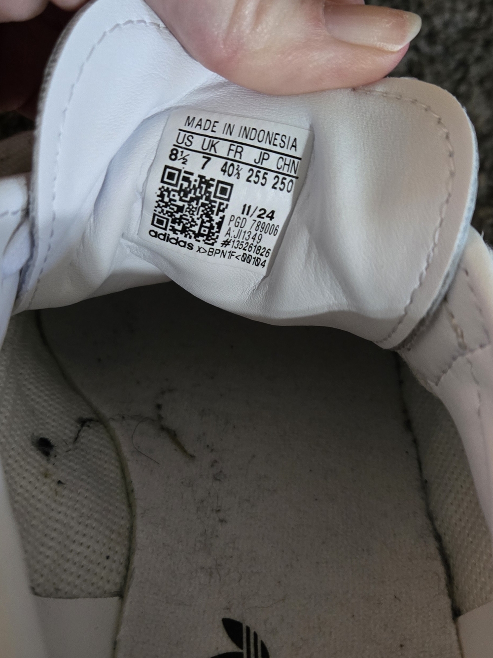 adidas Women's Sambae Sneakers Size 8.5 - Picture 6 of 6